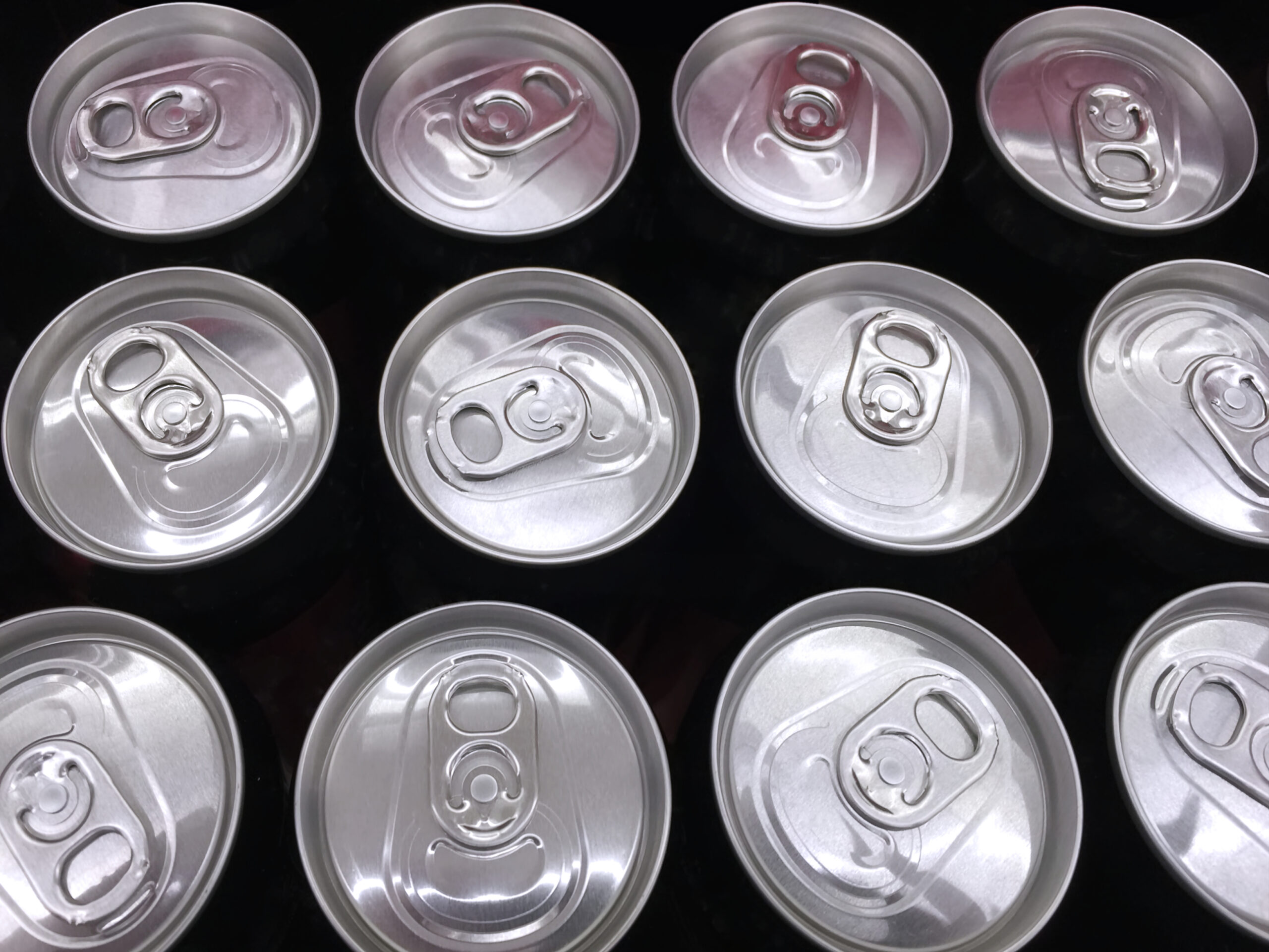 soda cans as an example of ultra-processed foods