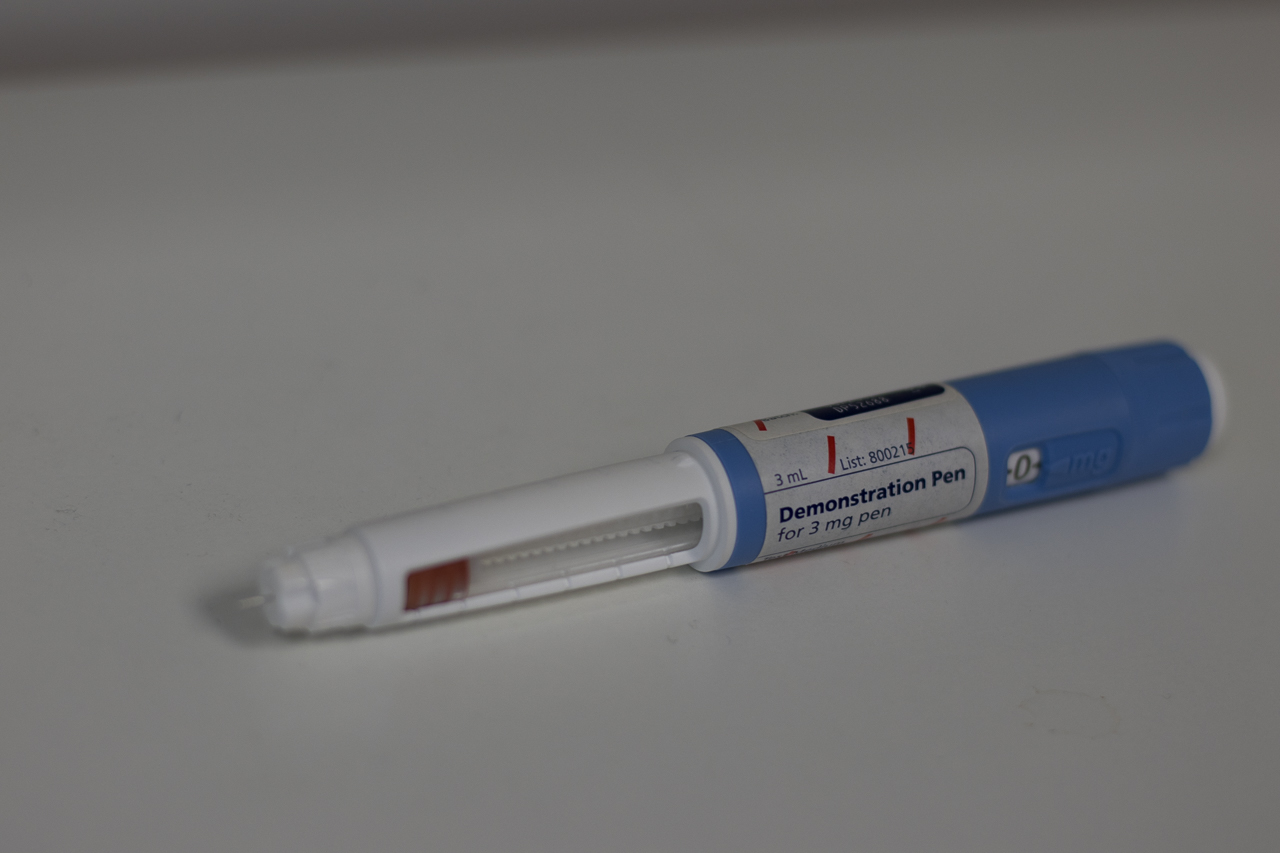 ozempic pen with needle showing for weight loss injection
