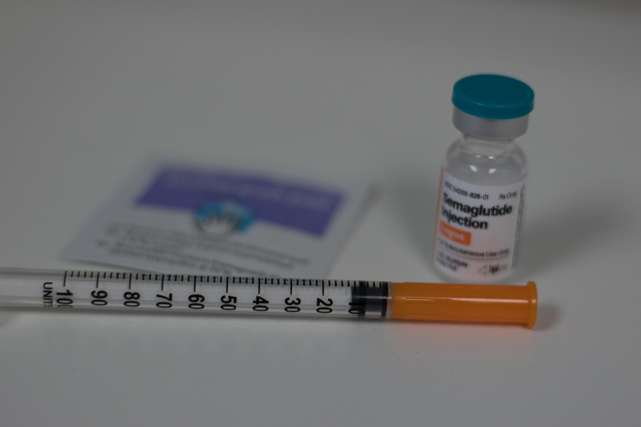 semaglutide weight loss injection vials needle and alcohol swab